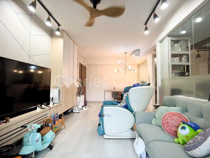 3 Bed Executive Condo for Rent in  The Visionaire - Image 10